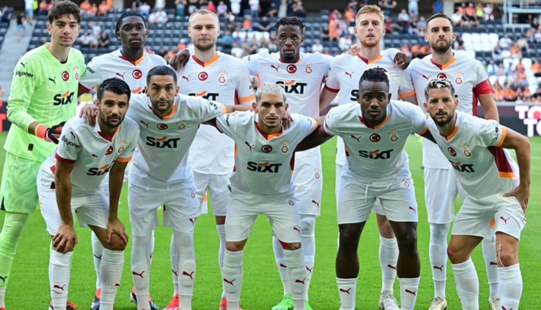 Galatasaray'ın Sol Ayaklı Yıldızına ''Veda'' Ediliyor
