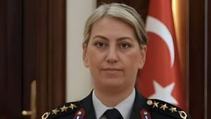 İlk Kadın Paşa Özlem İyidilli Karapınar Kimdir? Nereli, Kaç Yaşında? İşte Hayatı ve Kariyeri