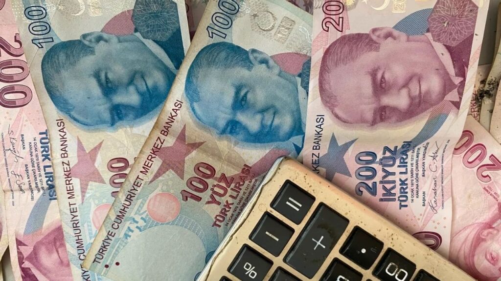 Emekli maaş farkı ödemelerinin hesaplara geçeceği tarih açıklandı! İşte 4A, 4B ve 4C ödeme tarihi